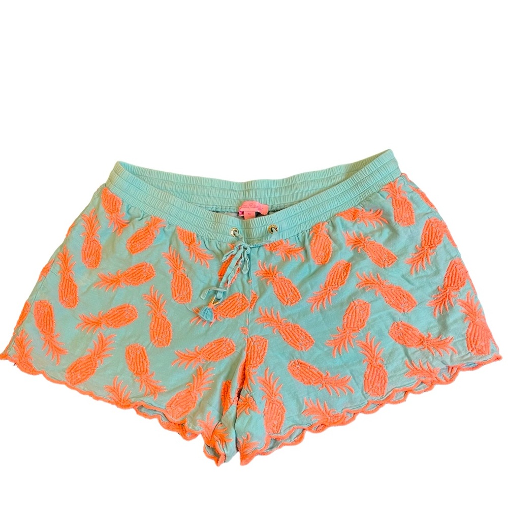 Lily Pulitzer Baybreeze Pineapple Shorts *SMALL FLAWS*